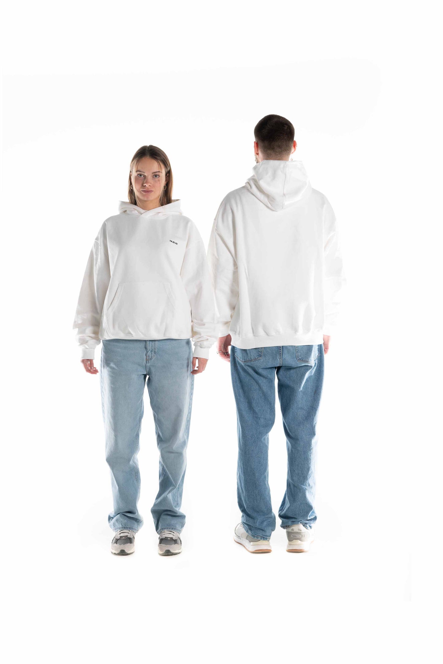 Hoodie oversized blanc NUEVE